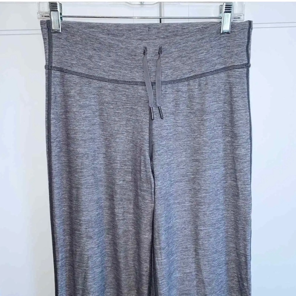 Lululemon Drawstring relaxed fit Drawstring Pant in Slate - Picture 2 of 4